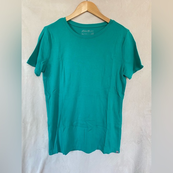 Eddie Bauer Tops - Women’s Eddie Bauer Tee